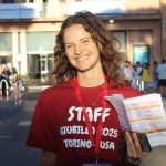 Giubileo_Giovani_Torino-Susa_Roma_SantAnna_29-07-25 (6) Una giovane dello staff di Pastorale giovanile per l'accoglienza all'Istituto Sant'Anna di Roma, 29 giugno 2025
