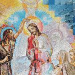 Mosaico del battesimo di Gesù a Medjugorje, opera di Arrigo Paza