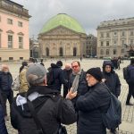 Il gruppo di Torino-Susa davanti alla Cattedrale di S. Edvige, Berlino 14 aprile 2026